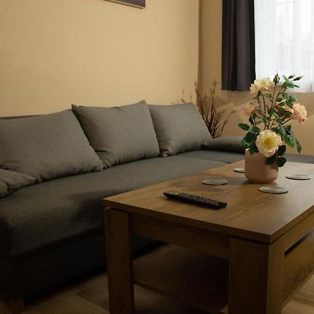 Apartmany Pilot Velka Hledsebe Exterior photo