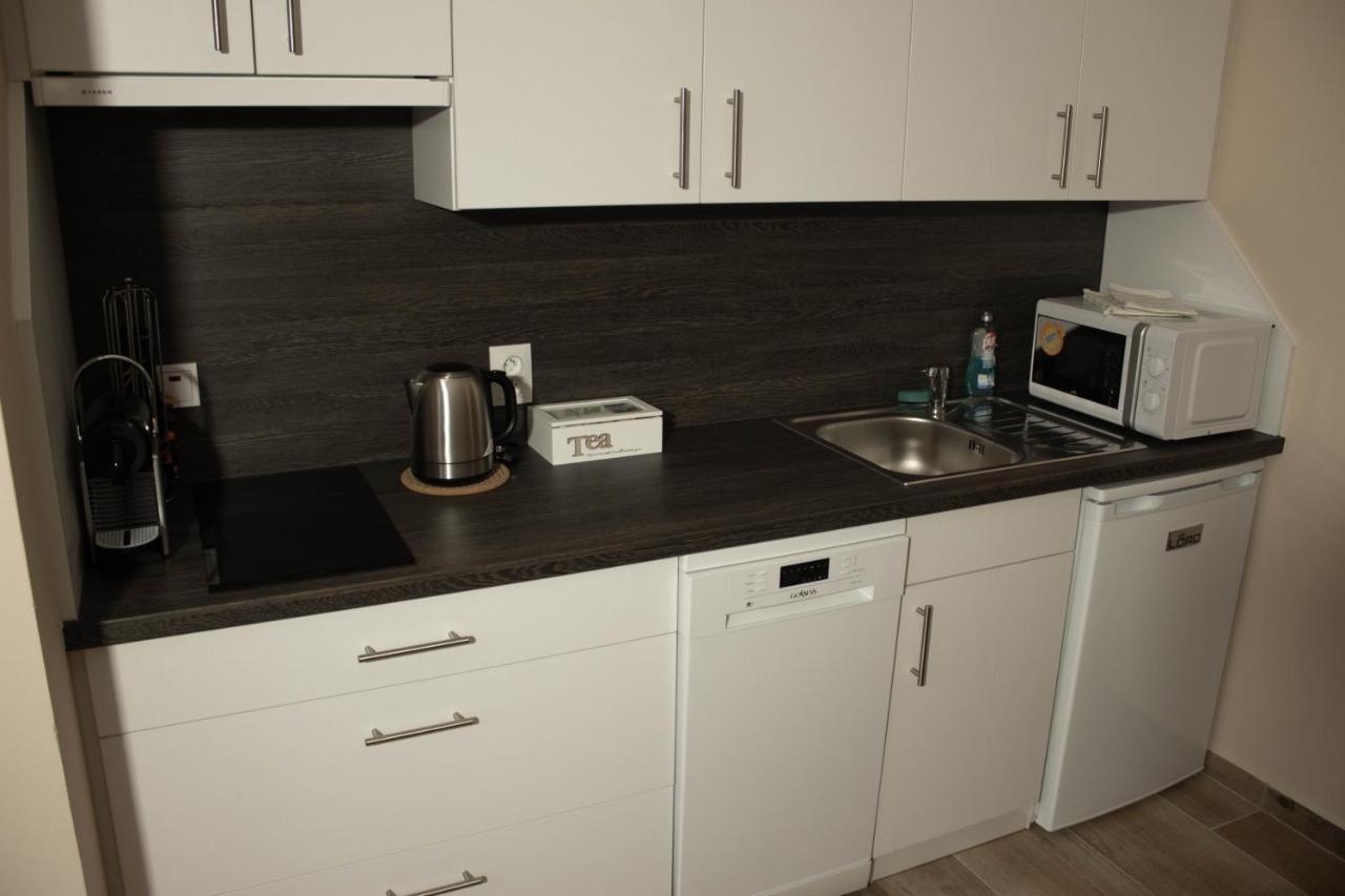 Apartmany Pilot Velka Hledsebe Exterior photo